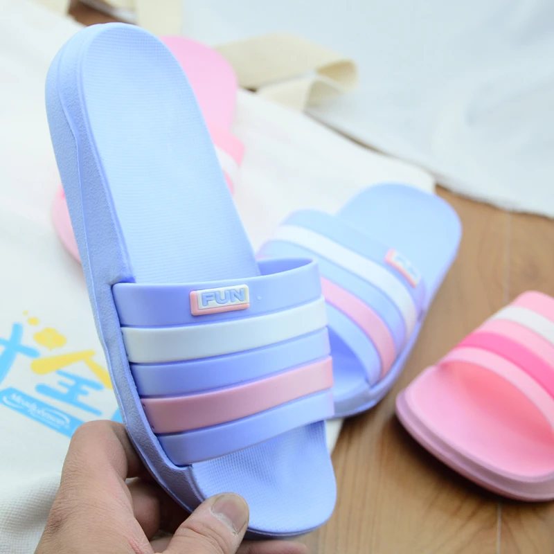 2025新款美人桥拖鞋女防臭轻便居家浴室泡沫底防滑外穿凉拖鞋夏季