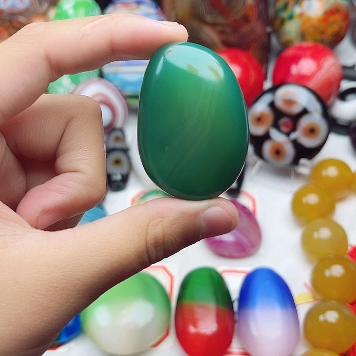 玛瑙/玉髓未镶嵌珠宝奇石