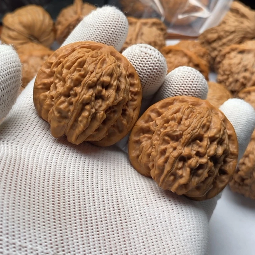 【闪购商品】文玩核桃把件少*18楼子