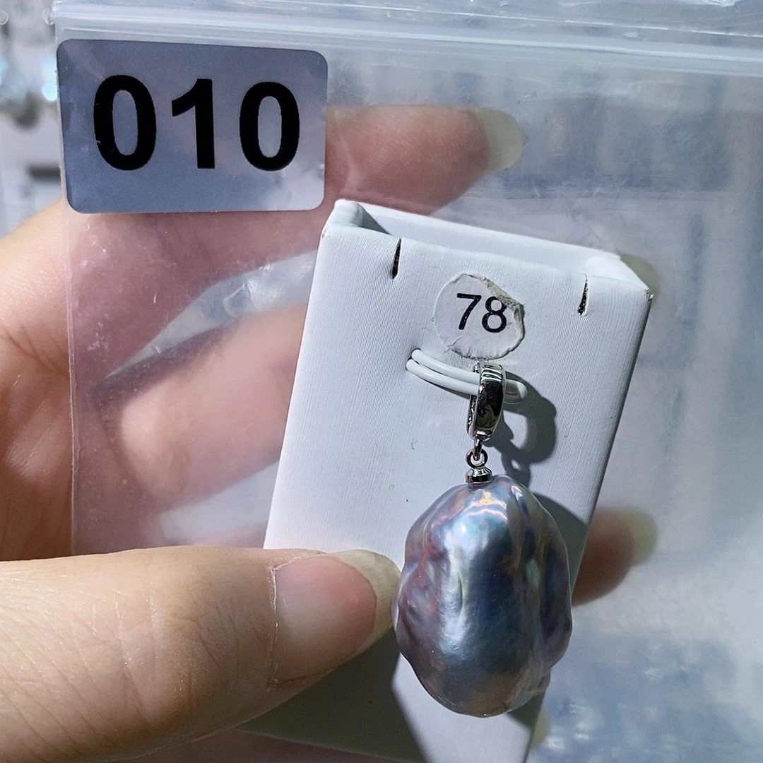 淡水珍珠合金颈饰