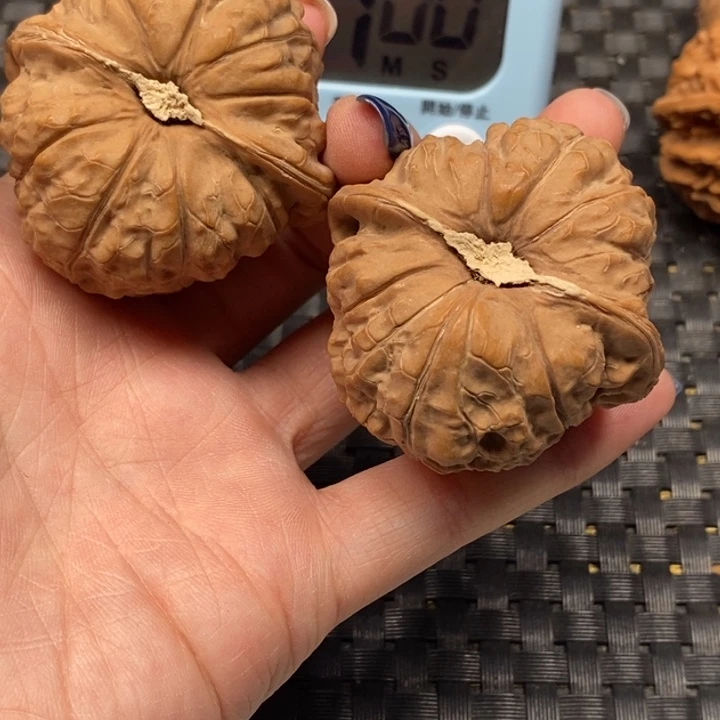 油***汤文玩核桃吊坠南瓜墩
