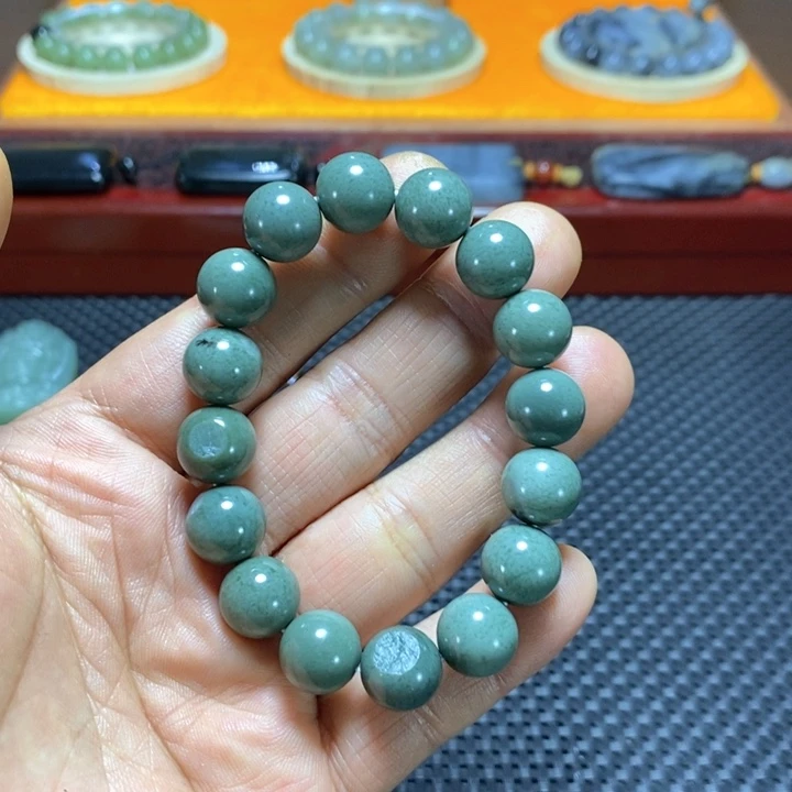 未镶嵌和田玉把件