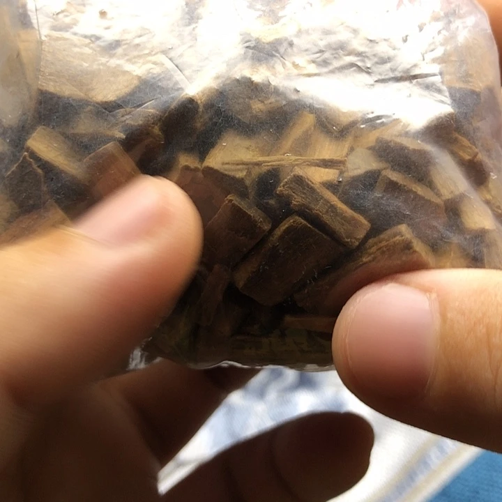 檀香木手串/手链老山檀香1斤黑肉碎粒