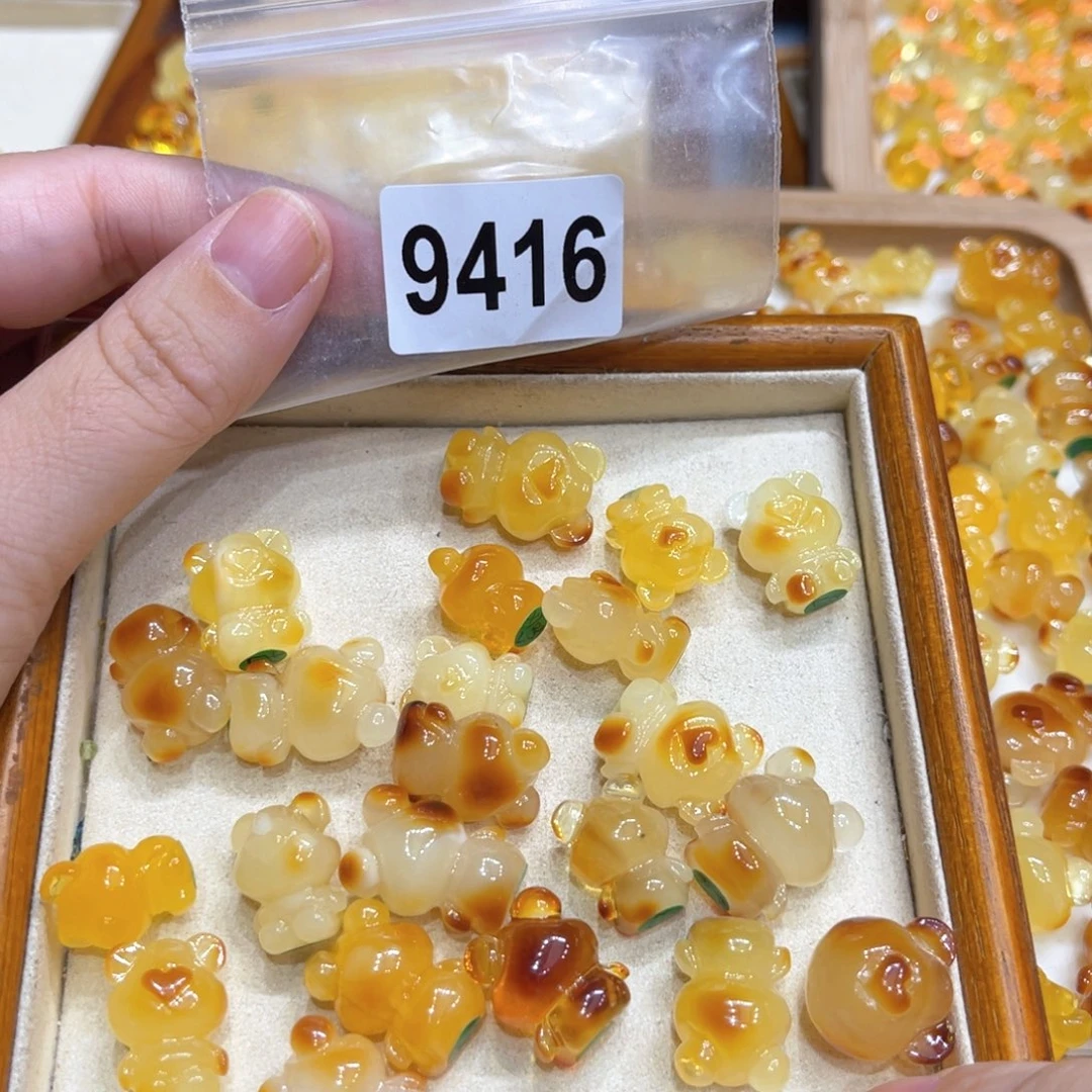 Y***｀琥珀未镶嵌珠宝奇石