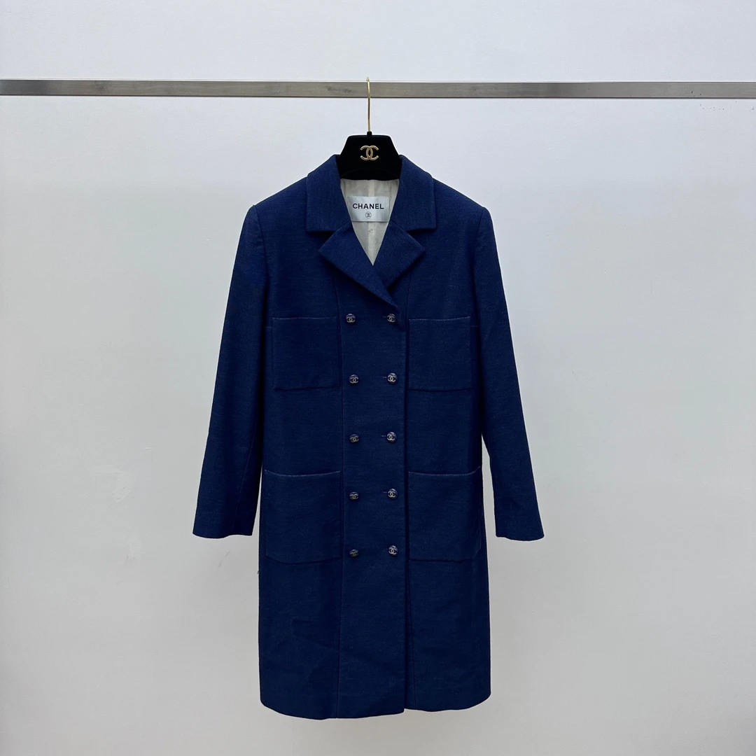 99新 Chanel/香奈儿 16p藏蓝色内拼桑蚕丝风衣外套 40码 02919