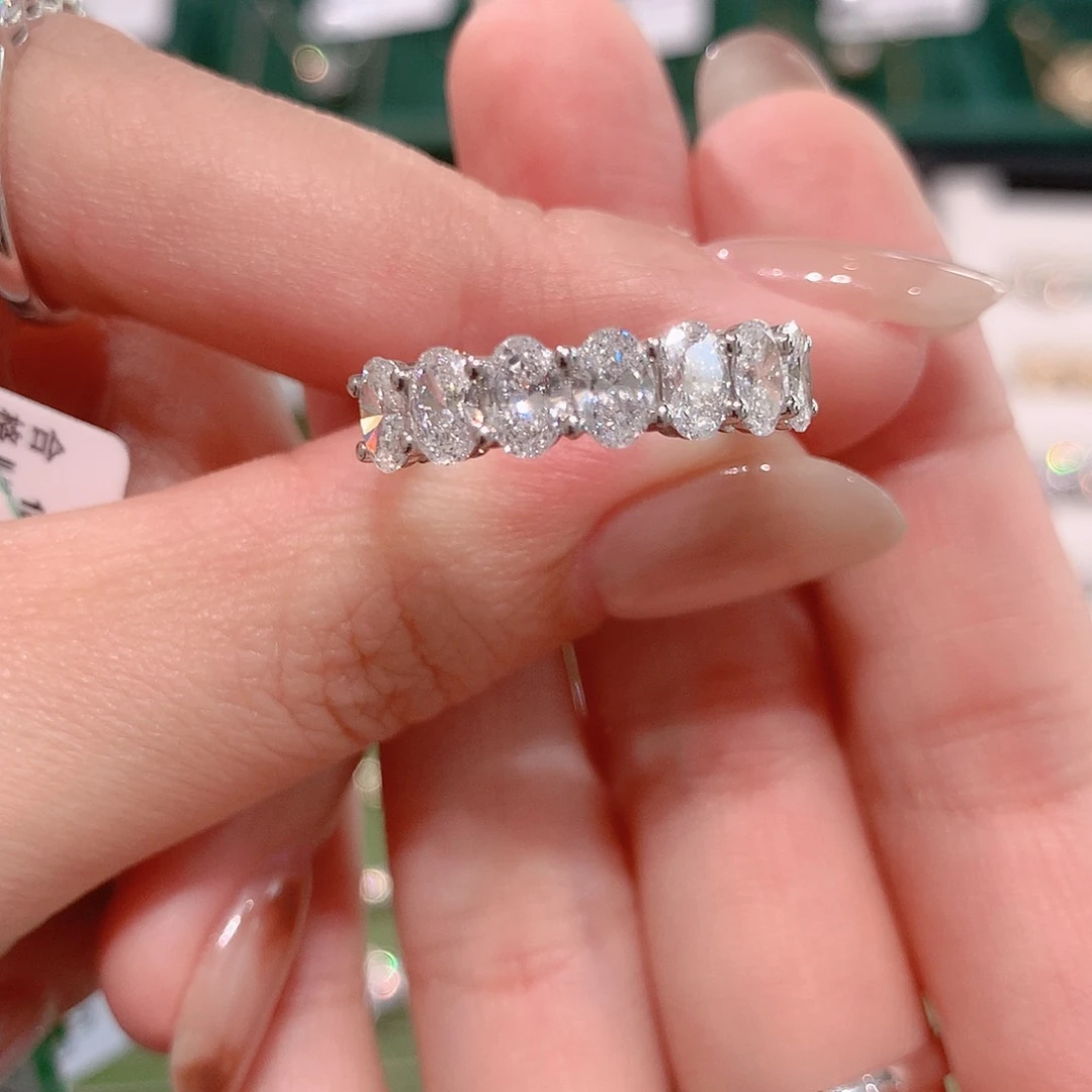 似***华铂Pt950镶嵌实验室培育钻石