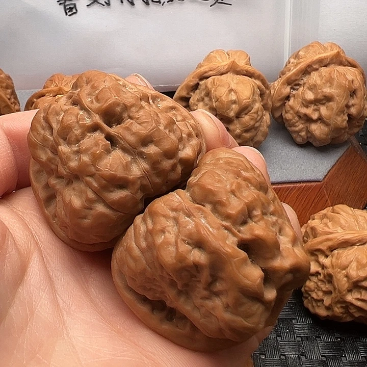 奋***年吊坠文玩核桃蛤蟆