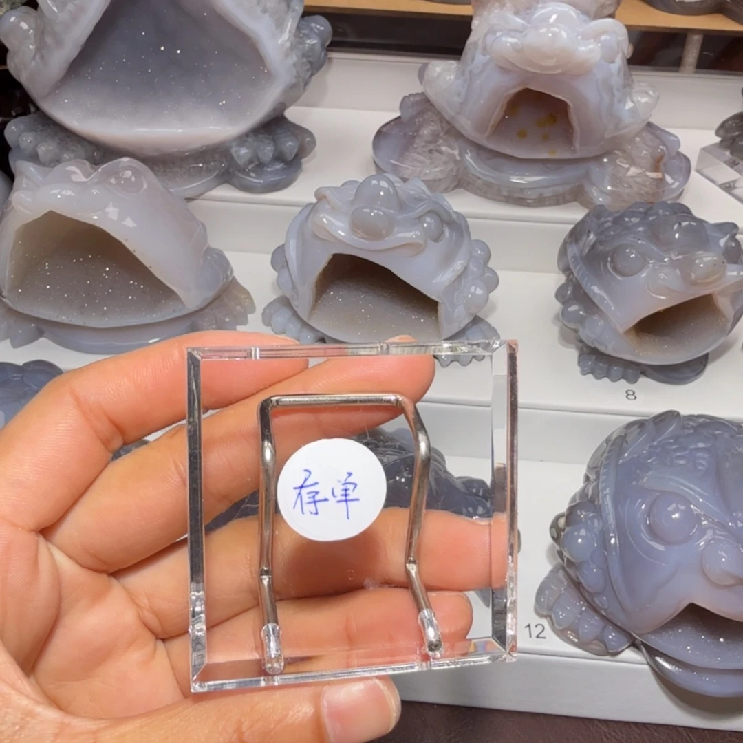 ****吖玛瑙/玉髓未镶嵌摆件