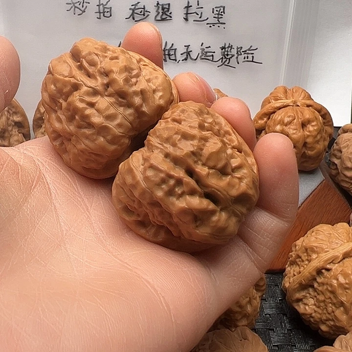 魅***涂吊坠文玩核桃蛤蟆