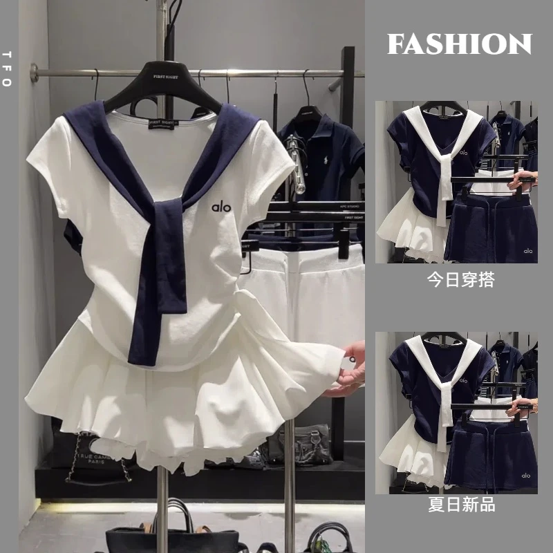 新款法式撞色V领海军风假两件拼接披肩上衣搭高腰蛋糕短裙两件套