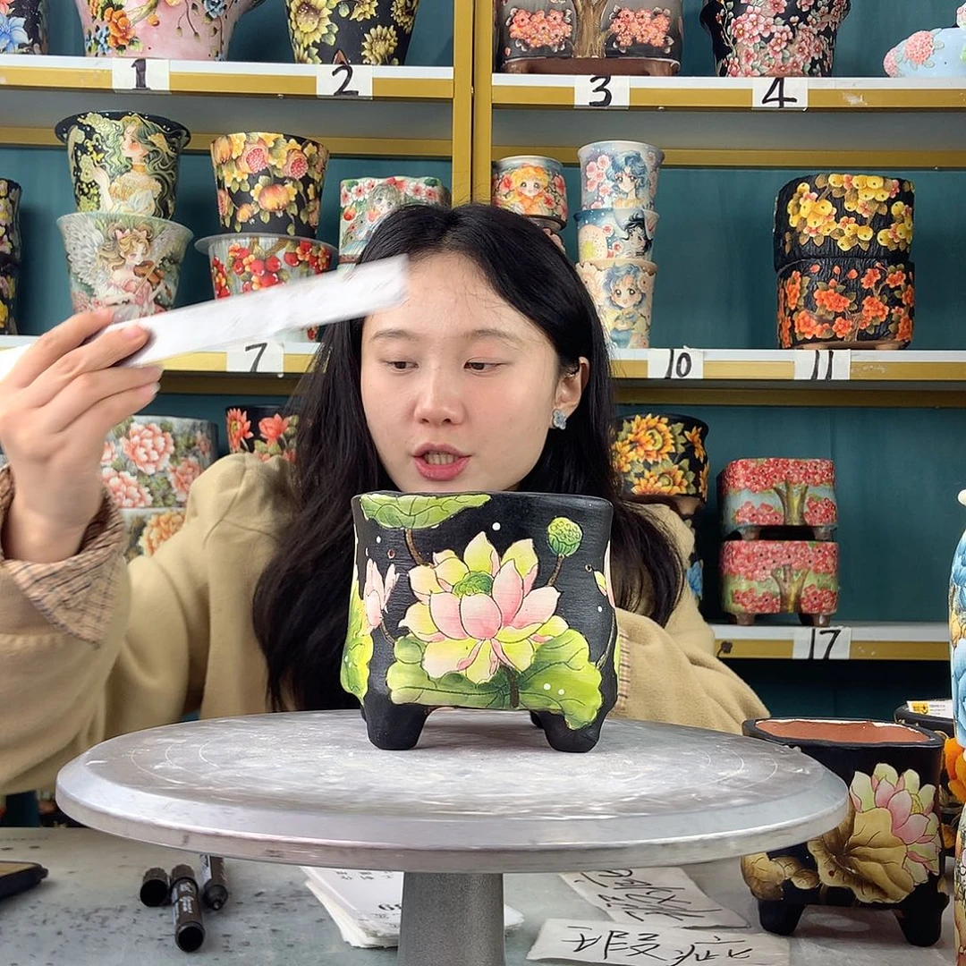 陶景德镇手工花盆639