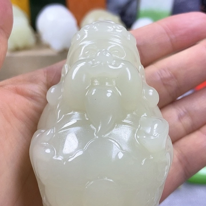 和田玉（糖玉）未镶嵌颈饰