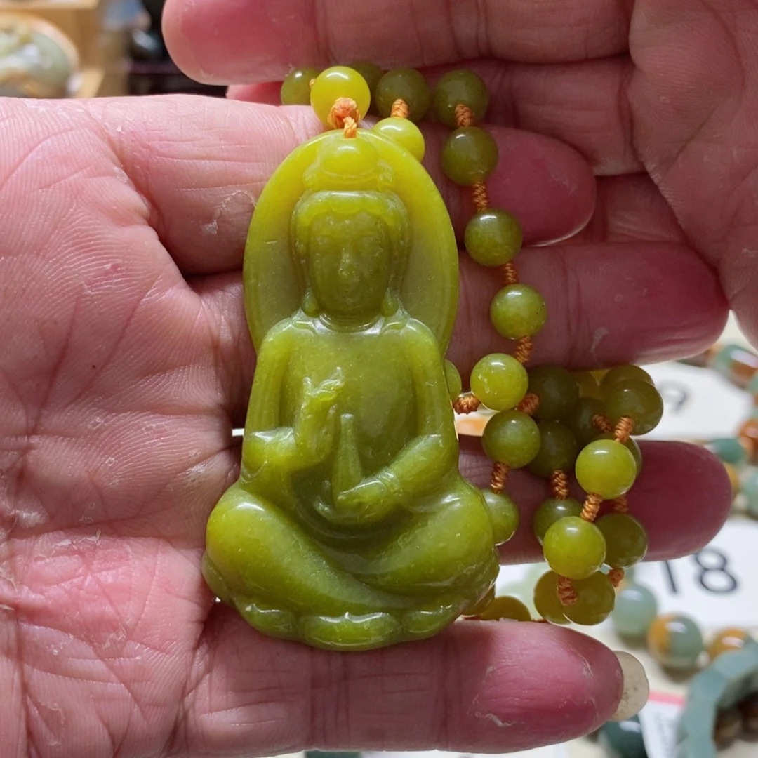 未镶嵌蛇纹石玉吊坠随机发货