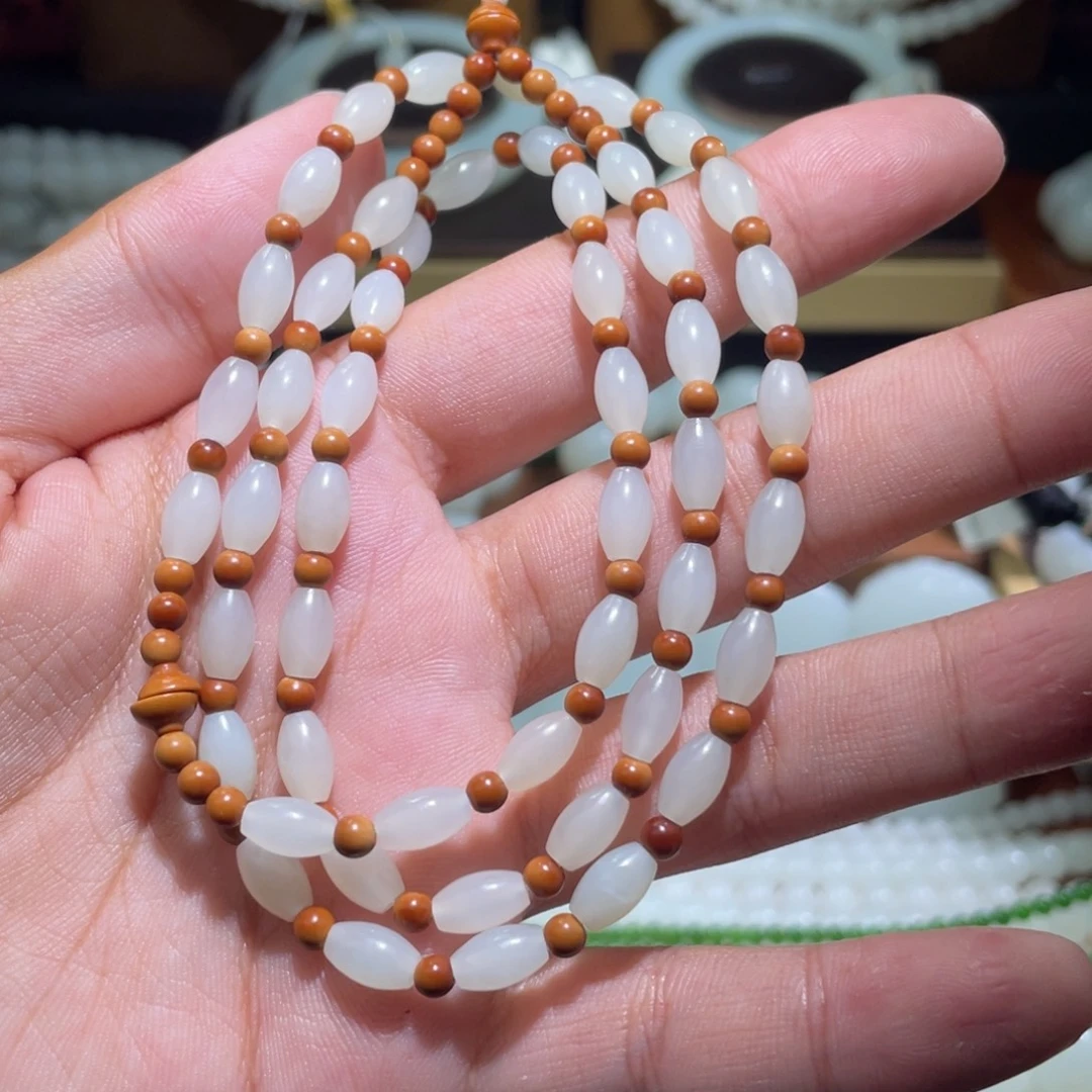 和田玉未镶嵌手链