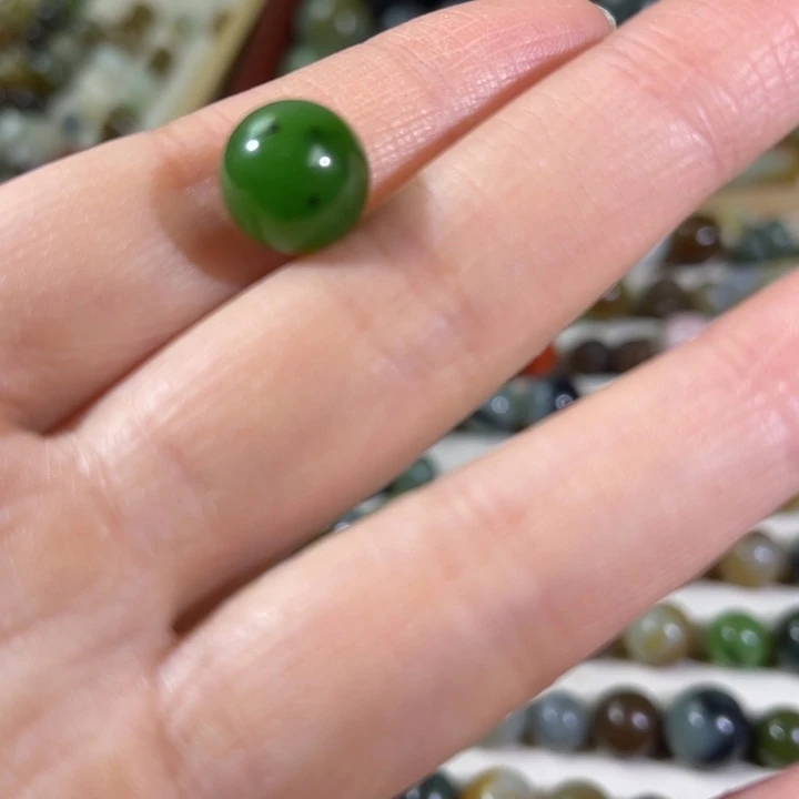 和田玉（糖玉）未镶嵌珠宝半成品