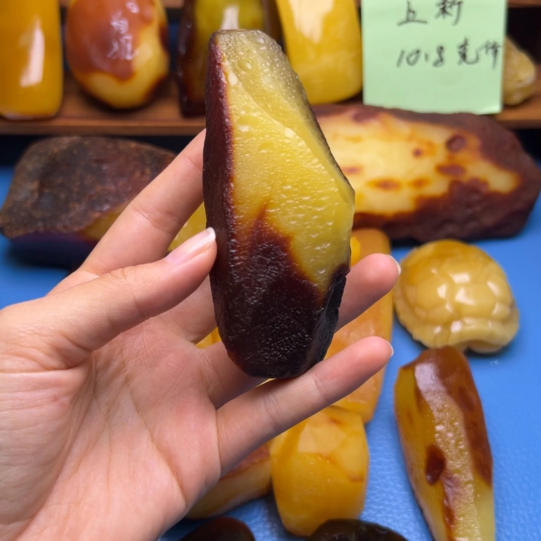 T***霉定制琥珀未镶嵌琥珀蜜蜡