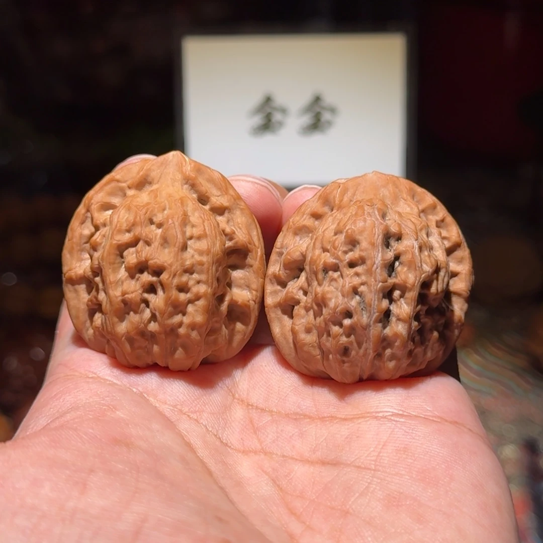 核桃把件041玉观音，尺寸38.5