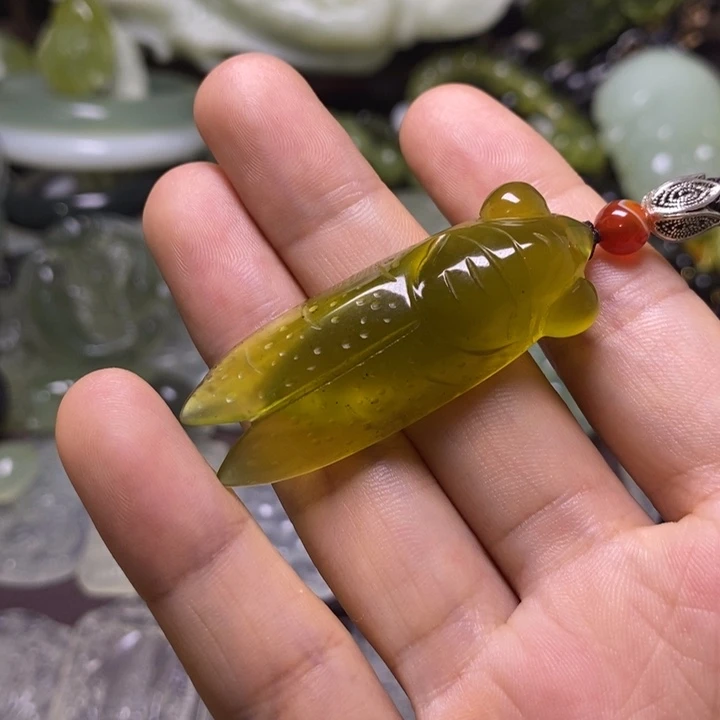 岫玉未镶嵌岫玉挂件