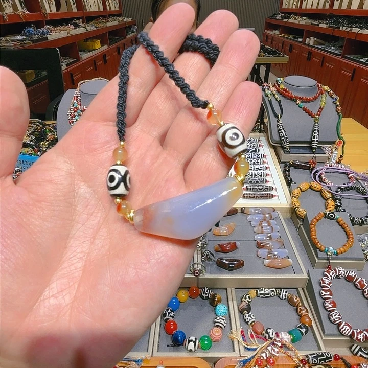 未镶嵌玛瑙/玉髓珠宝奇石