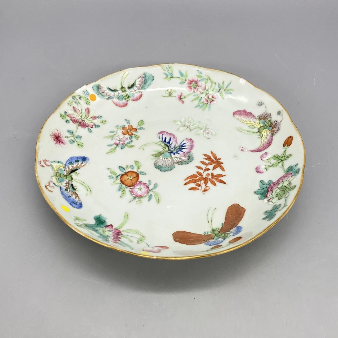 32511045*清嘉庆粉彩蝶恋花纹盘/瓷器三/江苏省文物总店/Y
