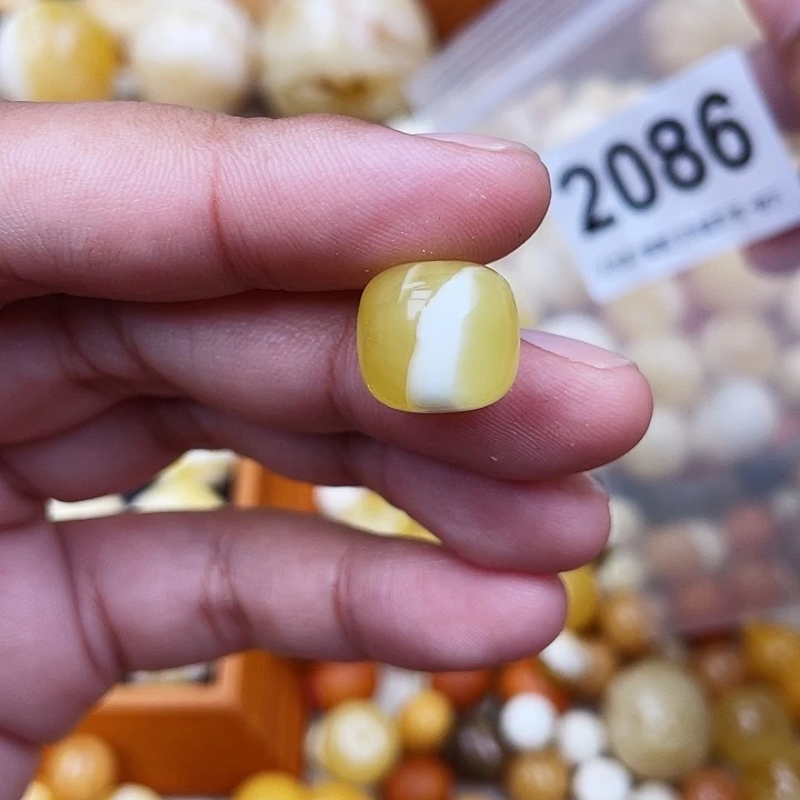 未镶嵌蜜蜡珠宝奇石13