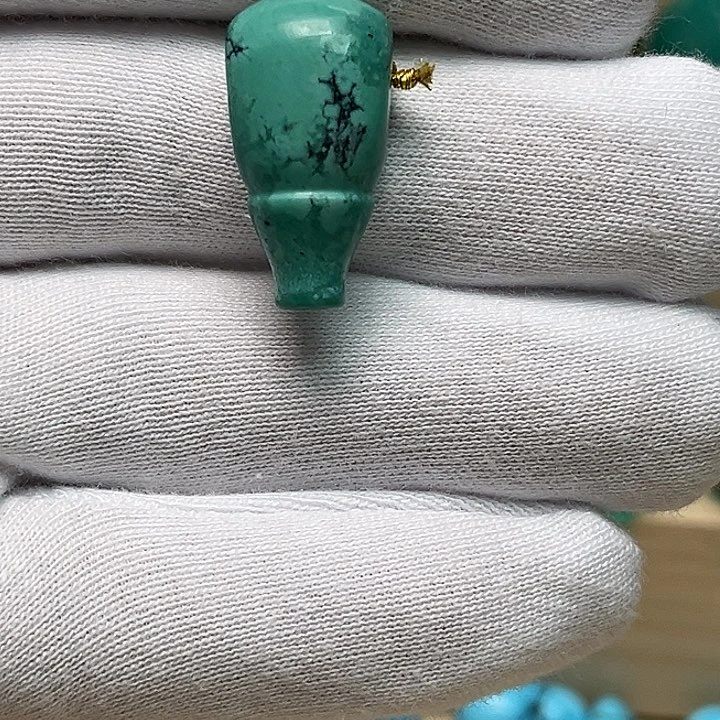 绿松石三通未镶嵌
