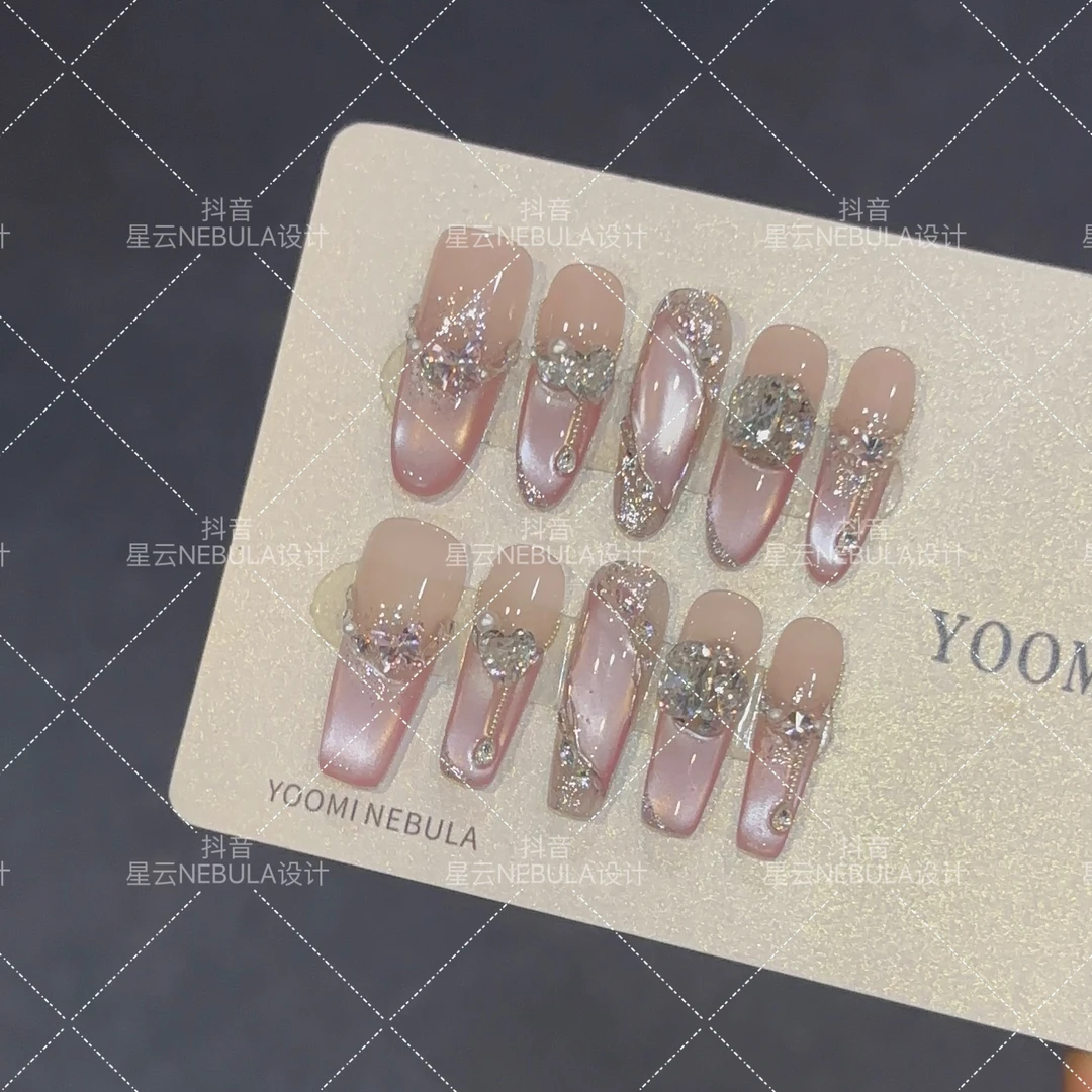 【桃桃乌龙】高级轻奢纯手工爆闪玫瑰猫眼纯欲风百搭穿戴甲美甲贴片