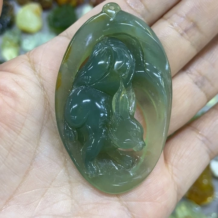 未镶嵌蛇纹石玉挂件