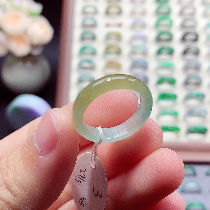 翡翠未镶嵌戒指20号