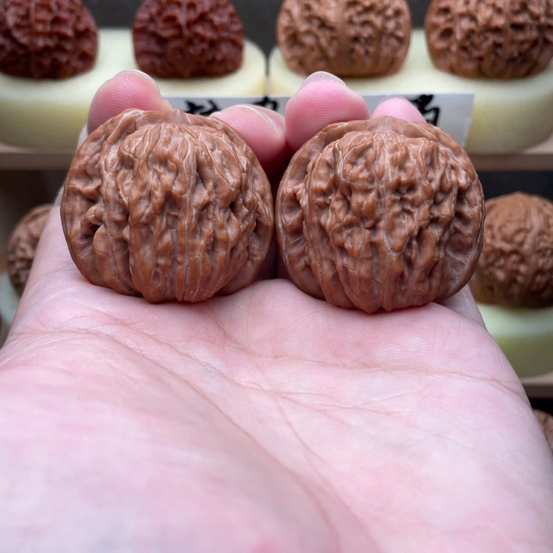 文玩核桃吊坠四座楼40➕开播福利