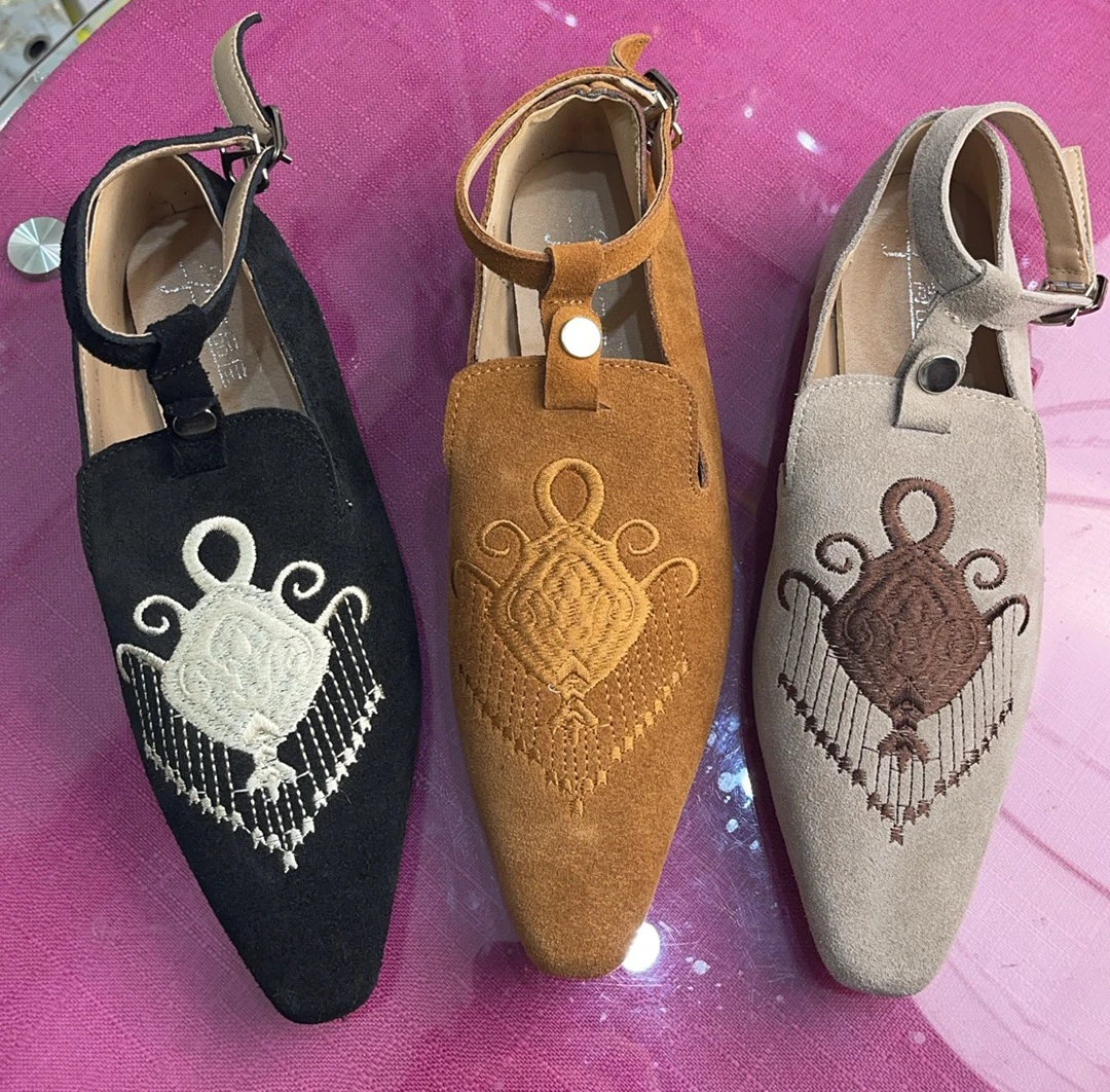 包头朋克风纯色包头凉鞋时装凉鞋单鞋女士低跟赫本风