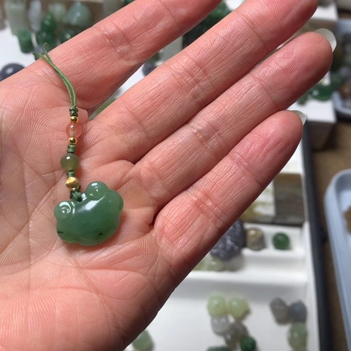 和田玉（糖玉）未镶嵌珠宝奇石