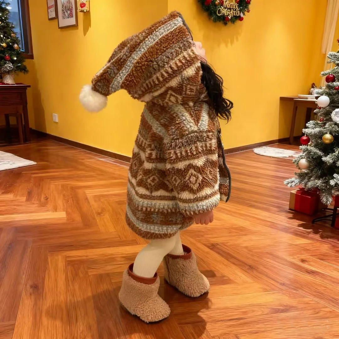 女童外套秋冬季2025新款儿童深秋加绒女宝宝冬装洋气羊羔绒毛毛衣