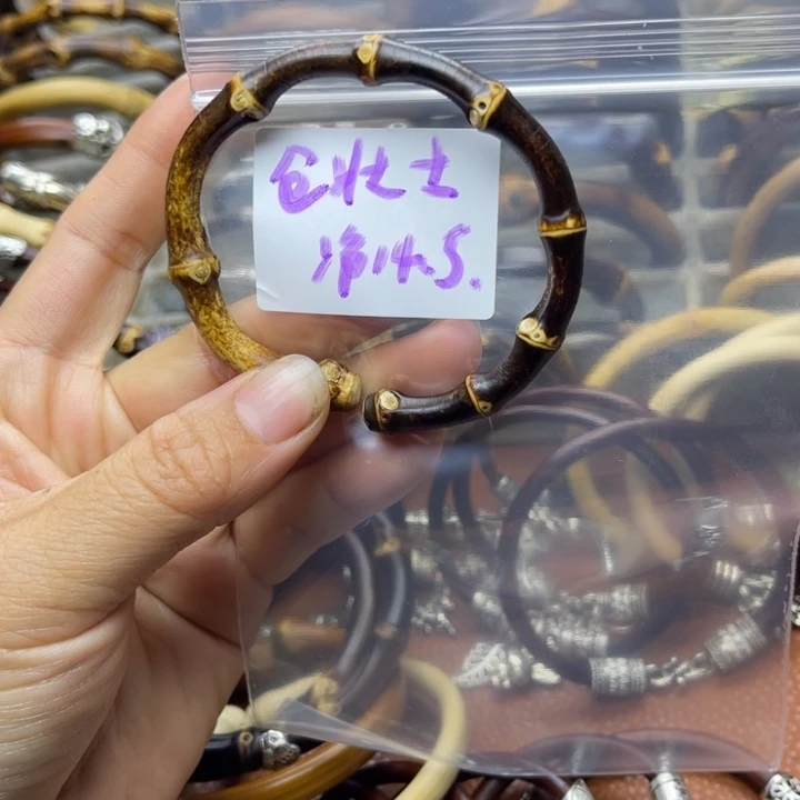 鸡翅木仓*士我们在这里