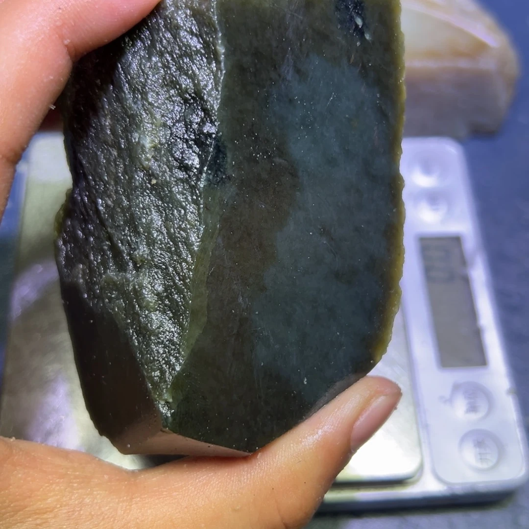 和田玉（糖玉）未镶嵌珠宝半成品