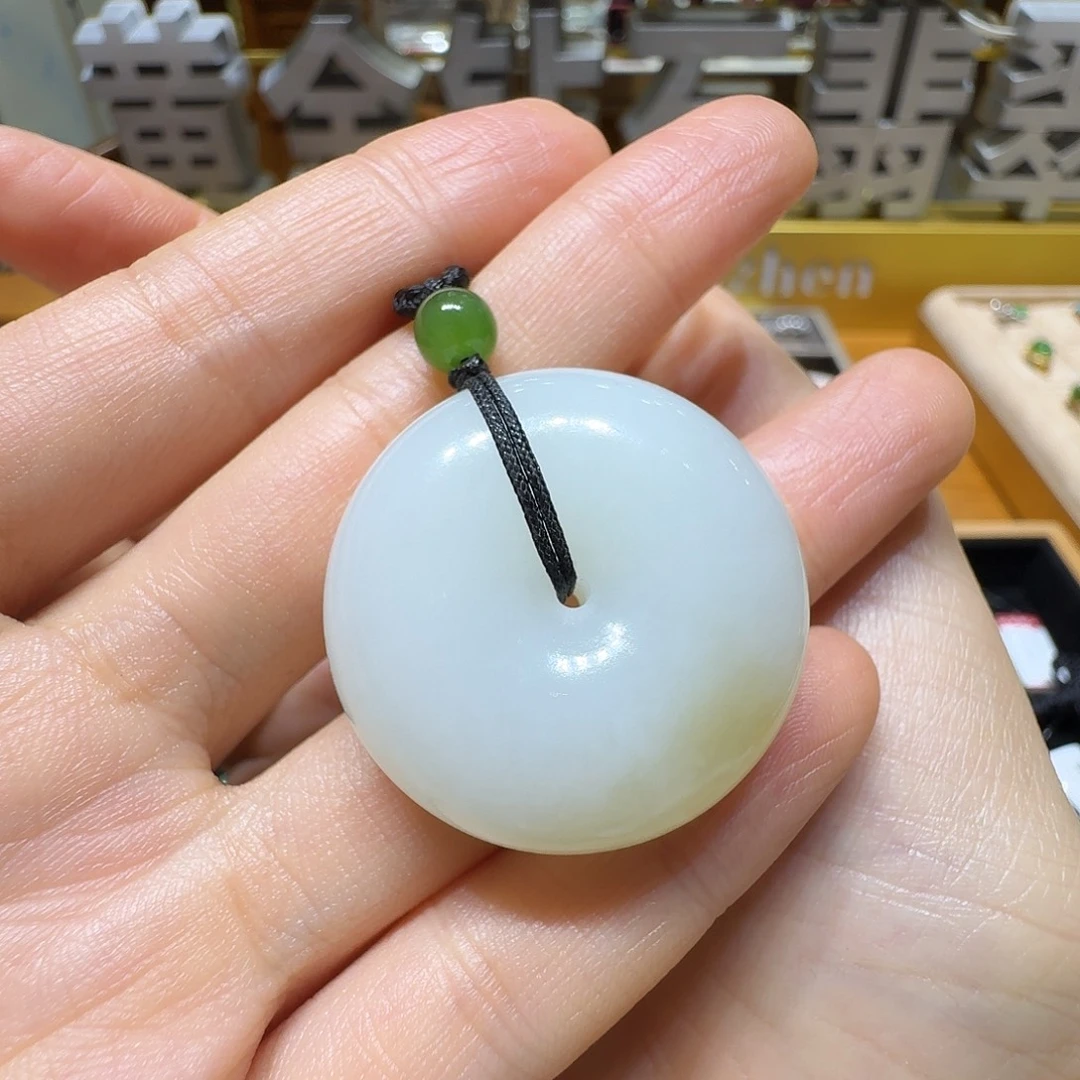 和田玉未镶嵌吊坠(不含链)