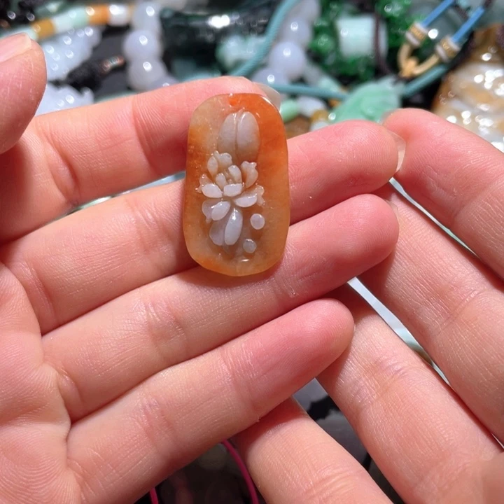 【闪购商品】翡翠颈饰未镶嵌天然翡翠