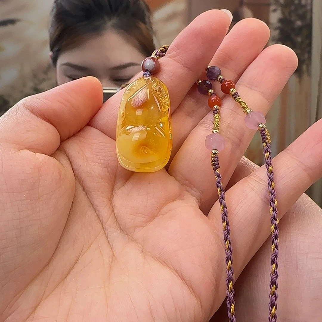 蜜蜡未镶嵌吊坠(赠链)