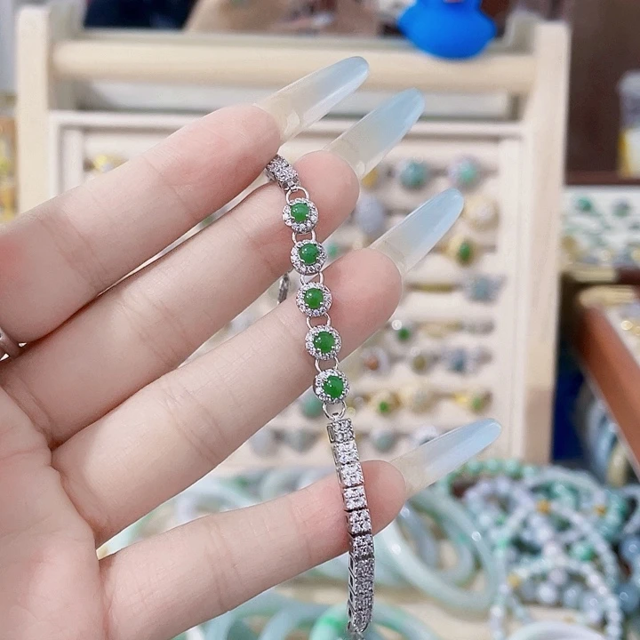 翡翠未镶嵌颈饰天然翡翠Ａ货