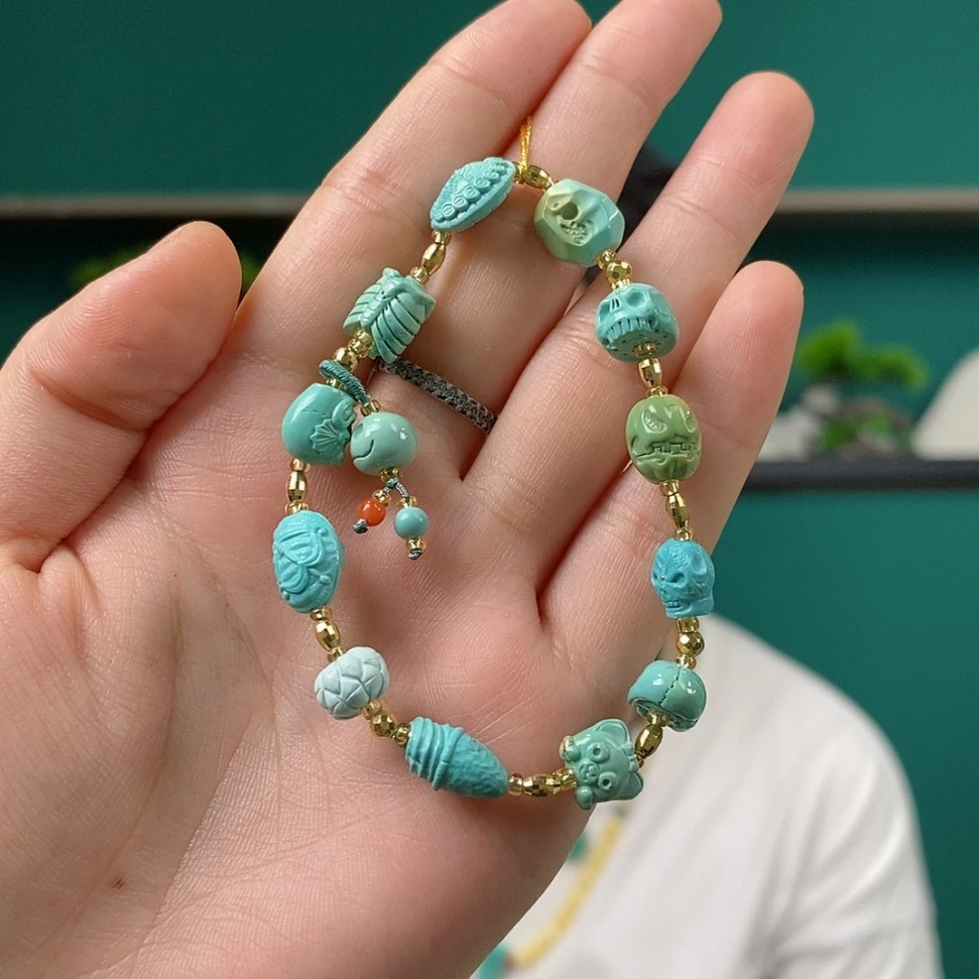 绿松石未镶嵌珠宝奇石