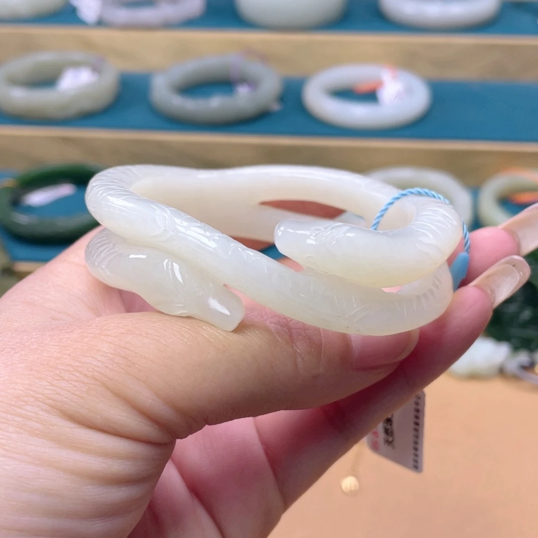 和田玉手镯未镶嵌14