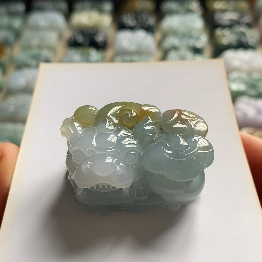 翡翠未镶嵌颈饰天然翡翠貔貅吊坠