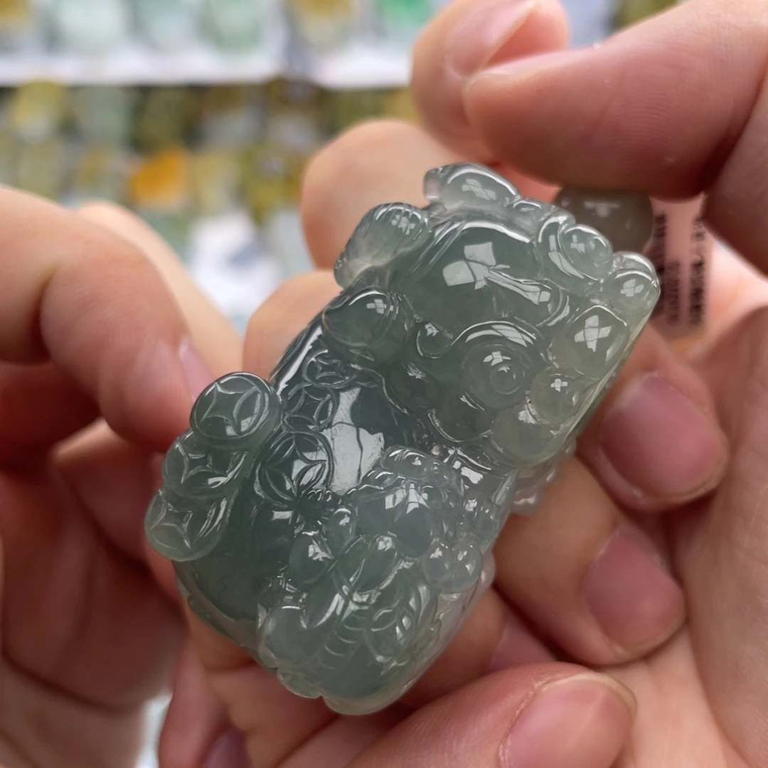 翡翠未镶嵌颈饰貔貅17