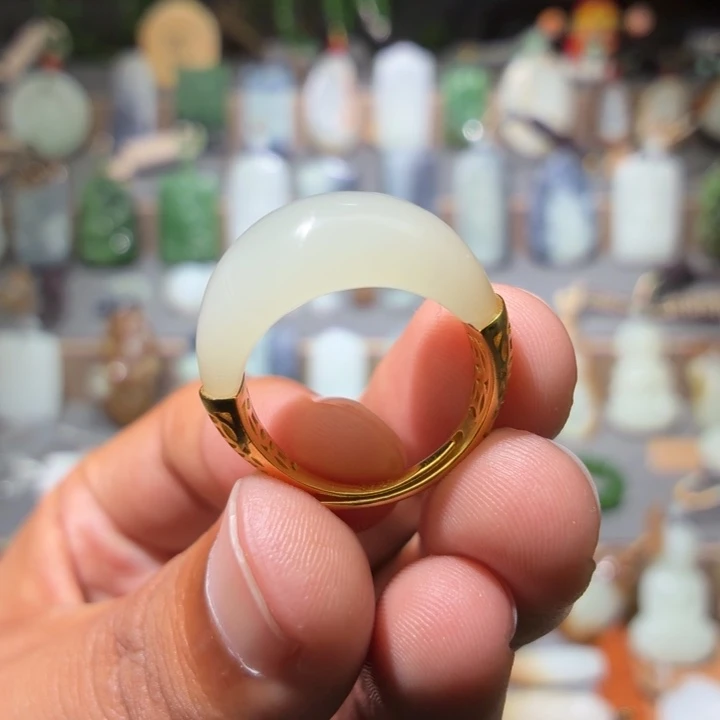 和田玉银S925镶嵌颈饰