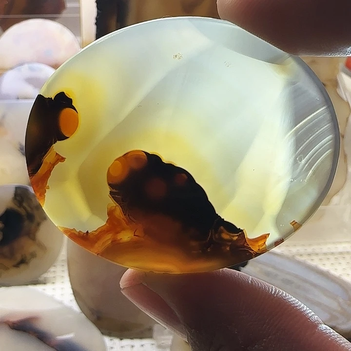 玛瑙/玉髓未镶嵌珠宝奇石