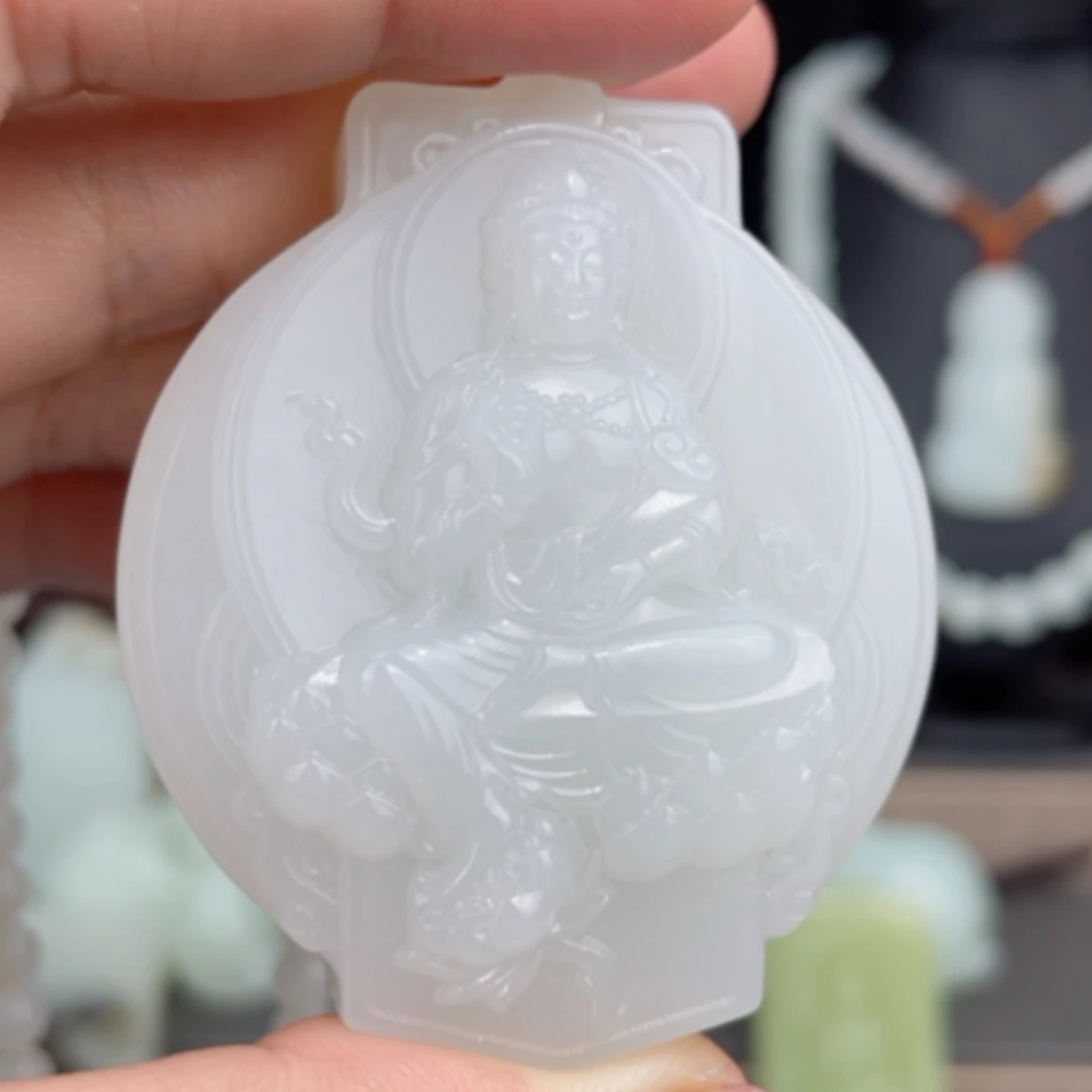 【闪购商品】颈饰未镶嵌和田玉