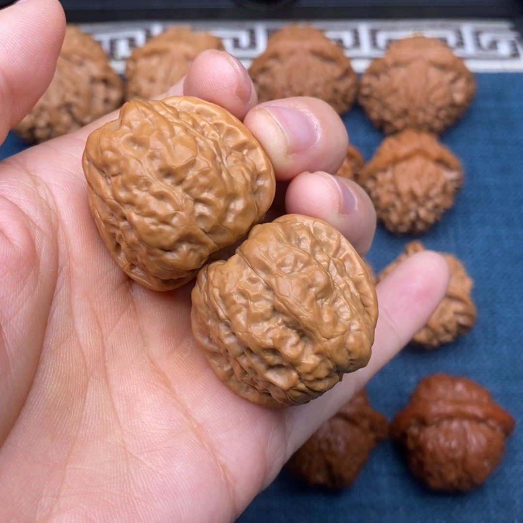 文玩核桃把件33奶油皮蛤蟆头