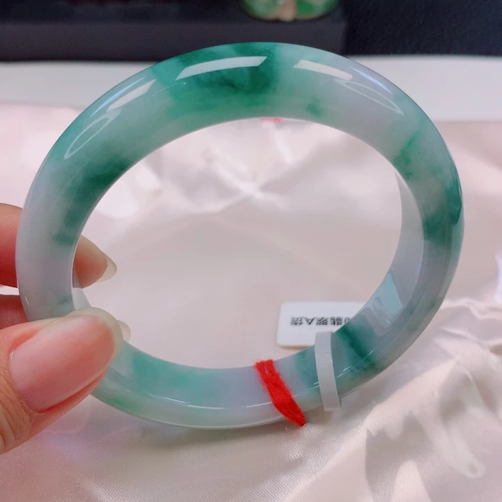 翡翠未镶嵌手镯59+圈