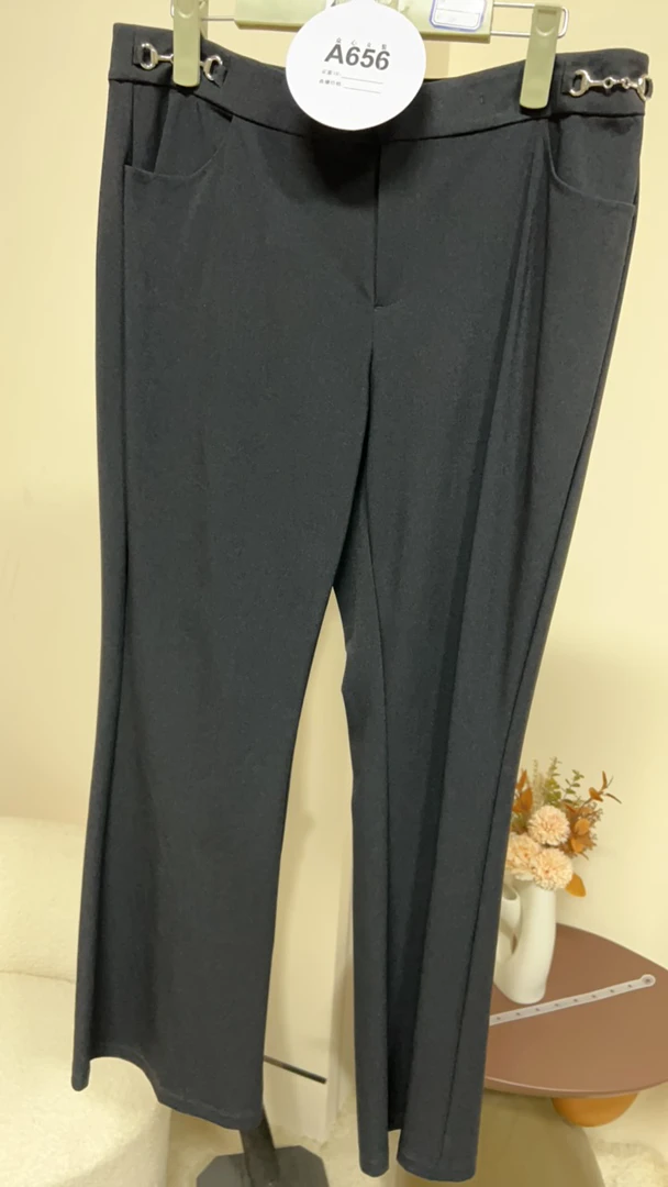 （656）众心服饰-非主图款女装-以主播展示介绍为主-法式收腰气质