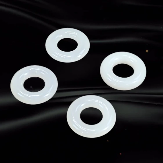 【岁龙甄选】和田白玉小平安扣（多样性发货拍一发一）